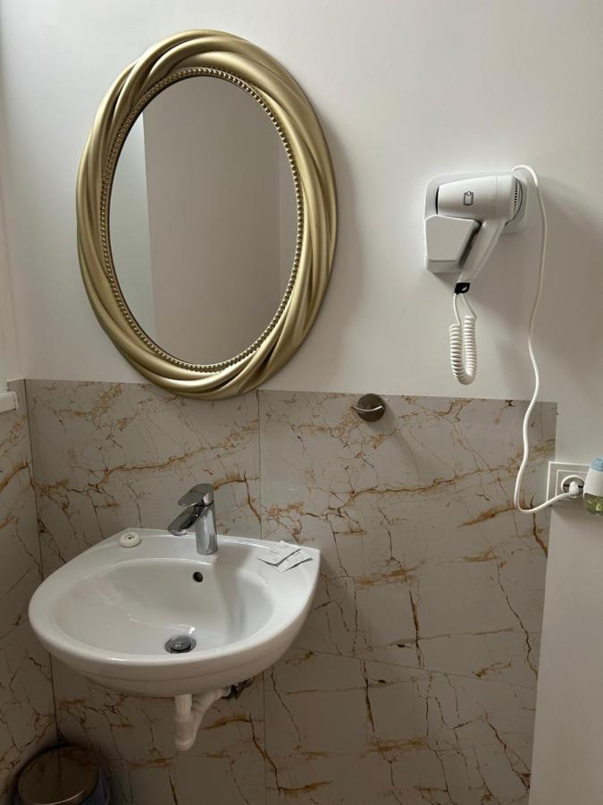 White House Hotel อเล็กซานเดรีย ภายนอก รูปภาพ